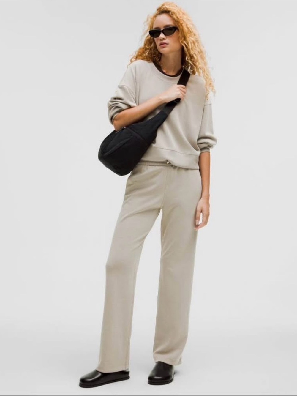 Lululemon Softstreme Relaxed High Rise Pants Ivory Size 4 Straight Leg
